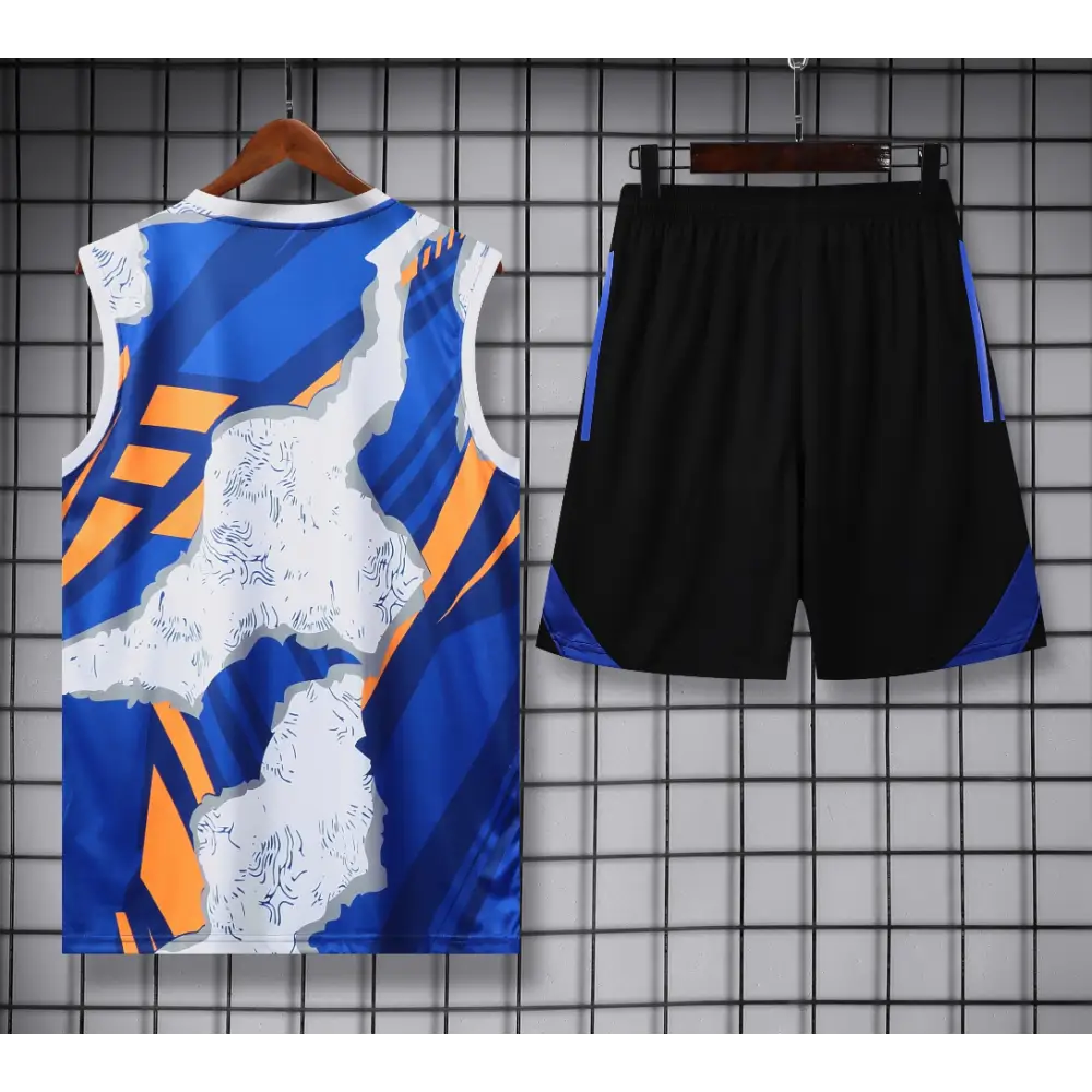 Kit Entraînement Real Madrid Blanc Or & Bleu 2025/2026 - Image 2