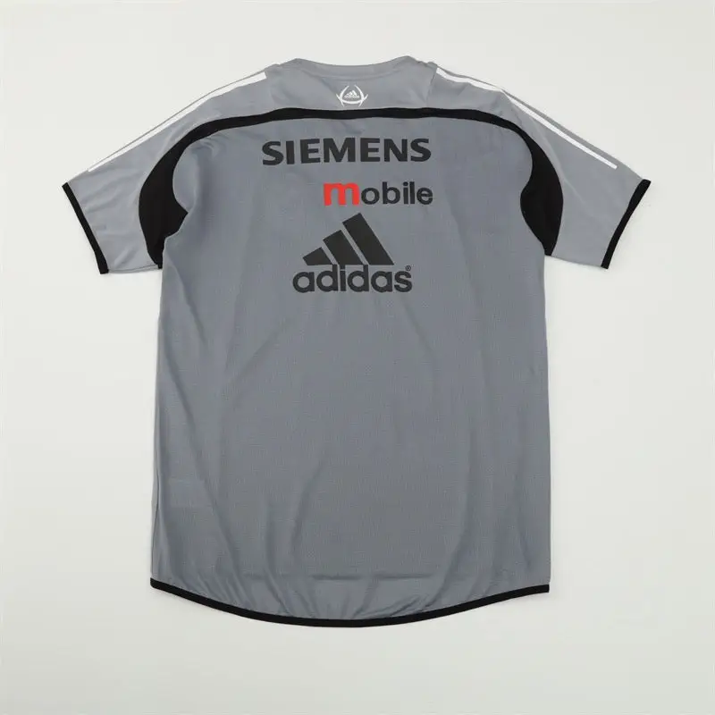 Maillot Real Madrid Training Retro gris 2004/2005 - Image 2