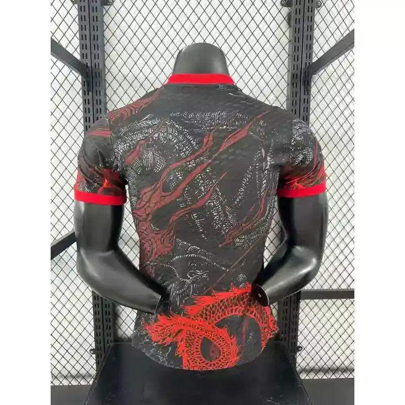 Real Madrid Dragon Noir Version Joueur 2025/2026 - Image 2