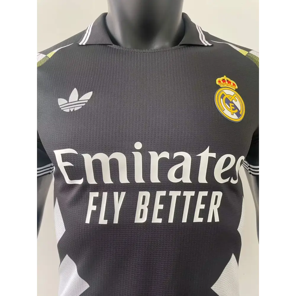 Real Madrid Noir et Doré Version Joueur 2025/2026 - Image 3